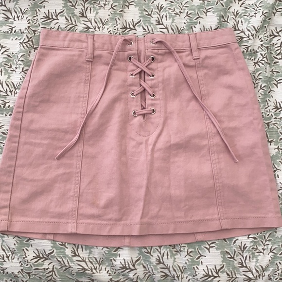 Sexy pink skirt 🌸 - Picture 1 of 2